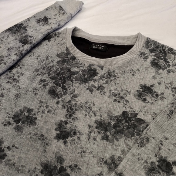 Very unique Floral sweater size L - Picture 4 of 4